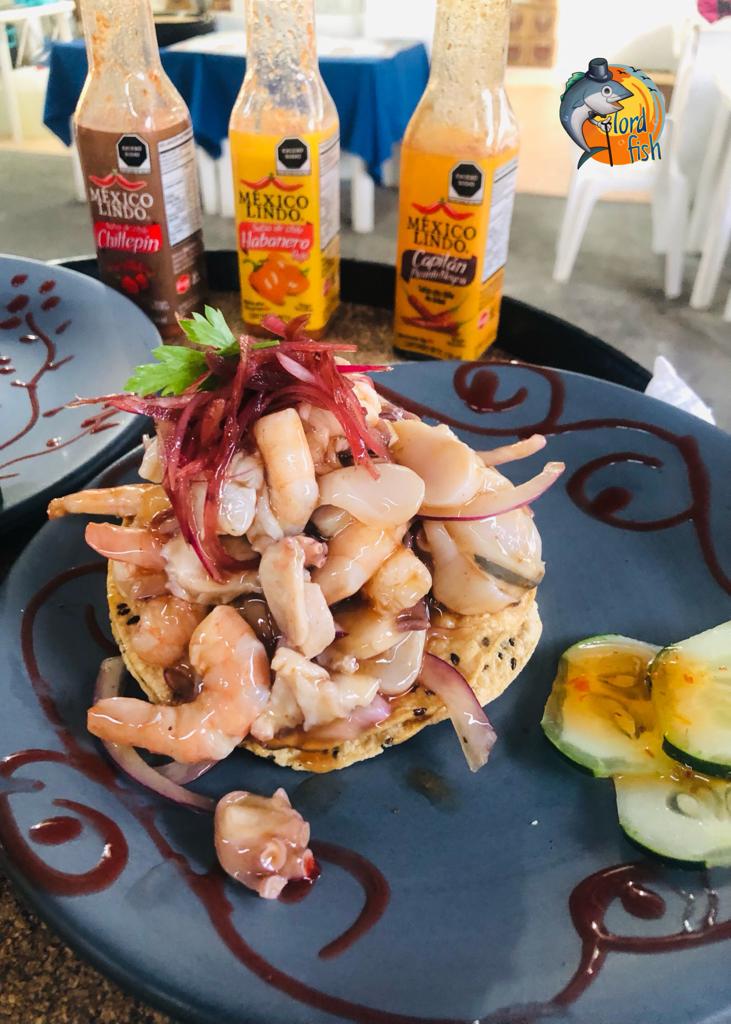 Tostada de Callo en salsa de ostión